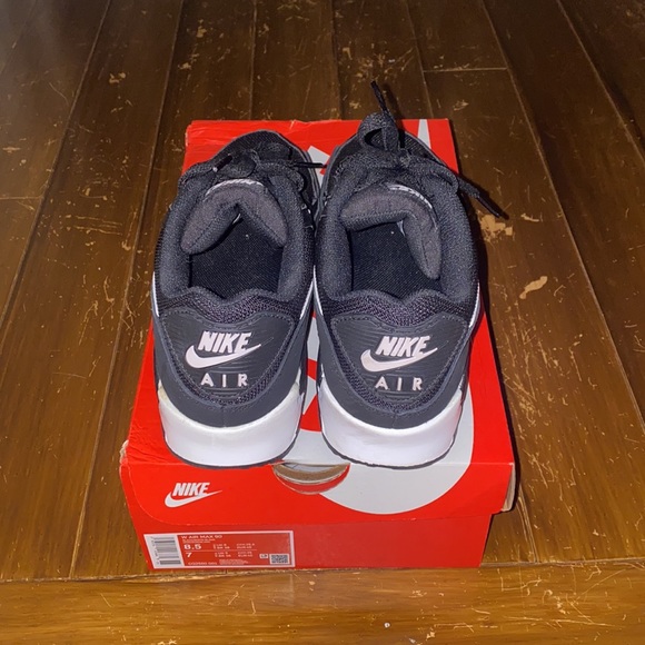 Nike Air Max 90 (Black/White) comes w/box - Picture 4 of 5